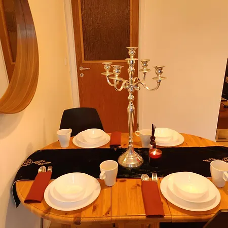 Cozy Independent House With Free Parking And 20 Mins To Center Helsinki