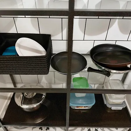 Cozy Independent House With Free Parking And 20 Mins To Center *