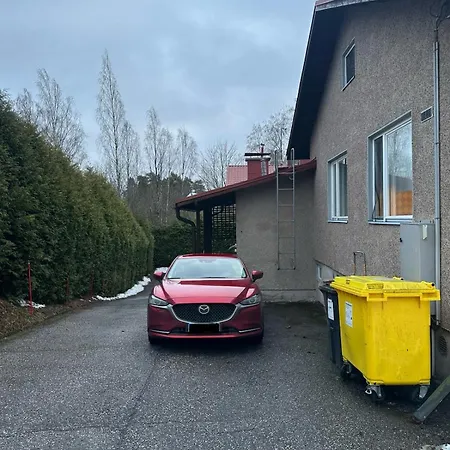 Cozy Independent House With Free Parking And 20 Mins To Center Helsinki
