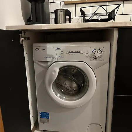 Cozy Independent House With Free Parking And 20 Mins To Center Nyaraló Helsinki