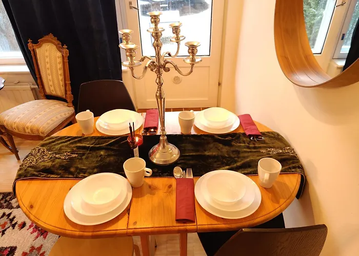 度假居 Cozy Independent House With Free Parking And 20 Mins To Center 赫尔辛基