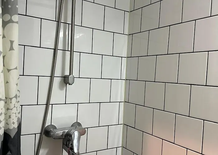 Cozy Independent House With Free Parking And 20 Mins To Center 赫尔辛基