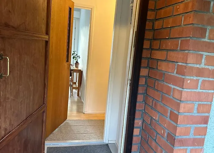 Cozy Independent House With Free Parking And 20 Mins To Center * 赫尔辛基